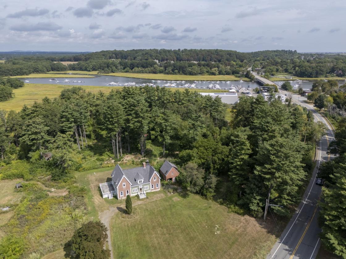 16.9 acres of equestrian potential with marshland - photo 9