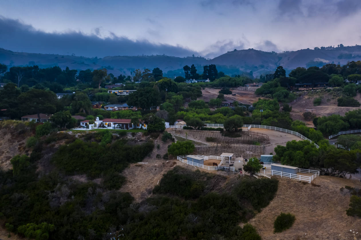Panoramic Ocean View Luxury Equestrian Estate in Rancho Palos Verdes