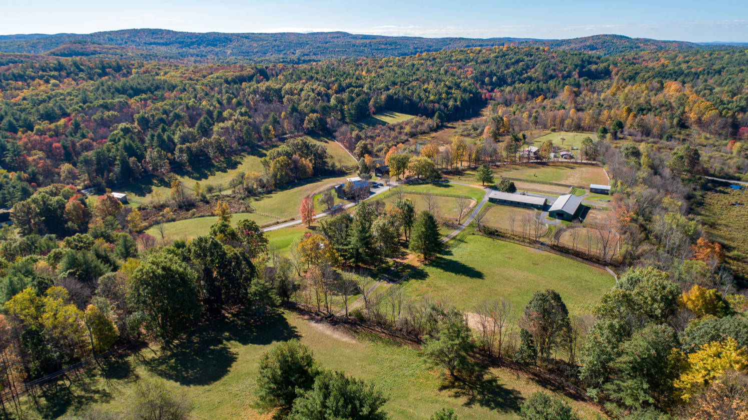 Horse Farms For Sale in NY, Horse Property For Sale in New York