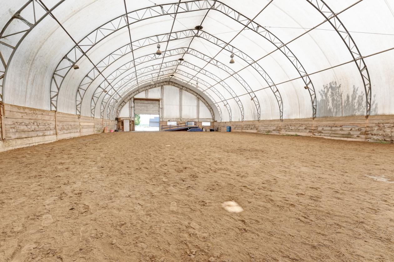 SURROUNDED BY VIBRANT EQUESTRIAN COMMUNITY - photo 9