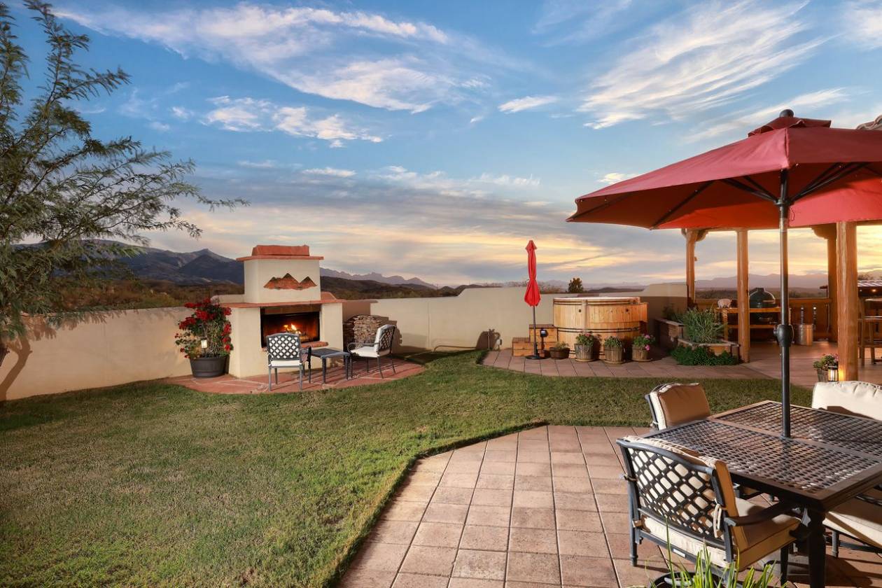 EXQUISITE EQUESTRIAN ESTATE - photo 29