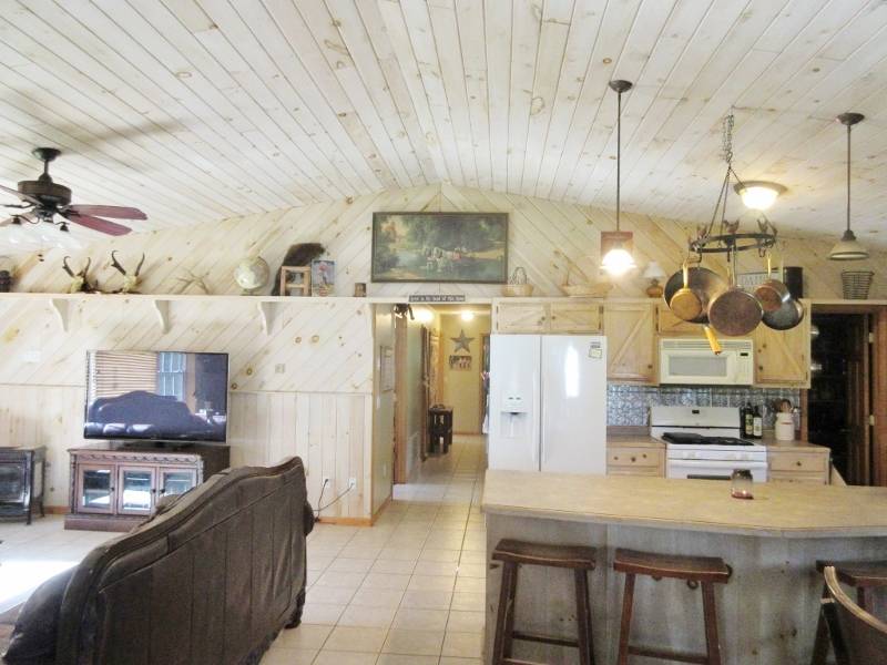 Horse property with Mark Twain National Forest on Two Borders Squires