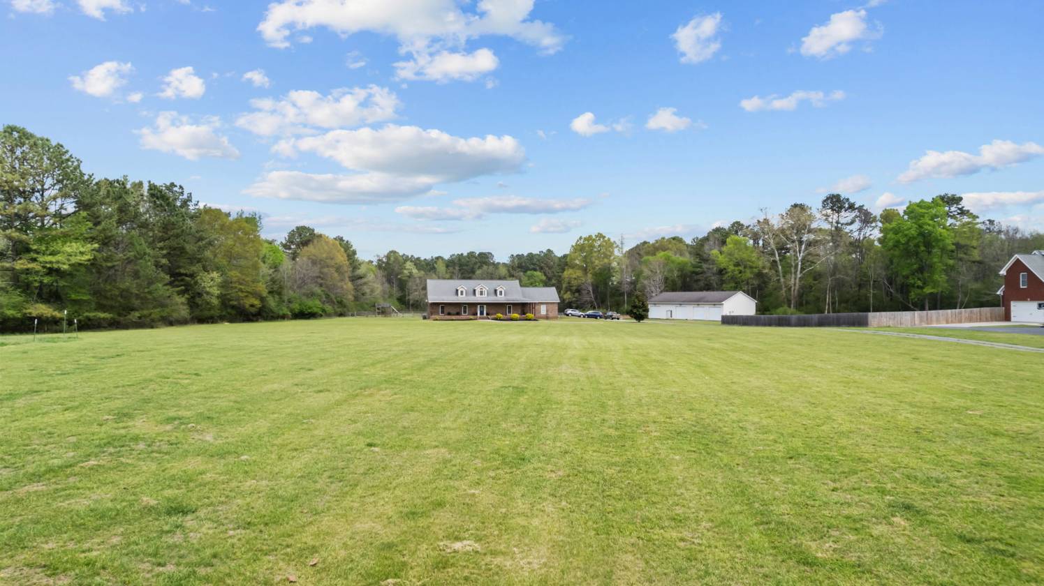 Horse Property for sale.