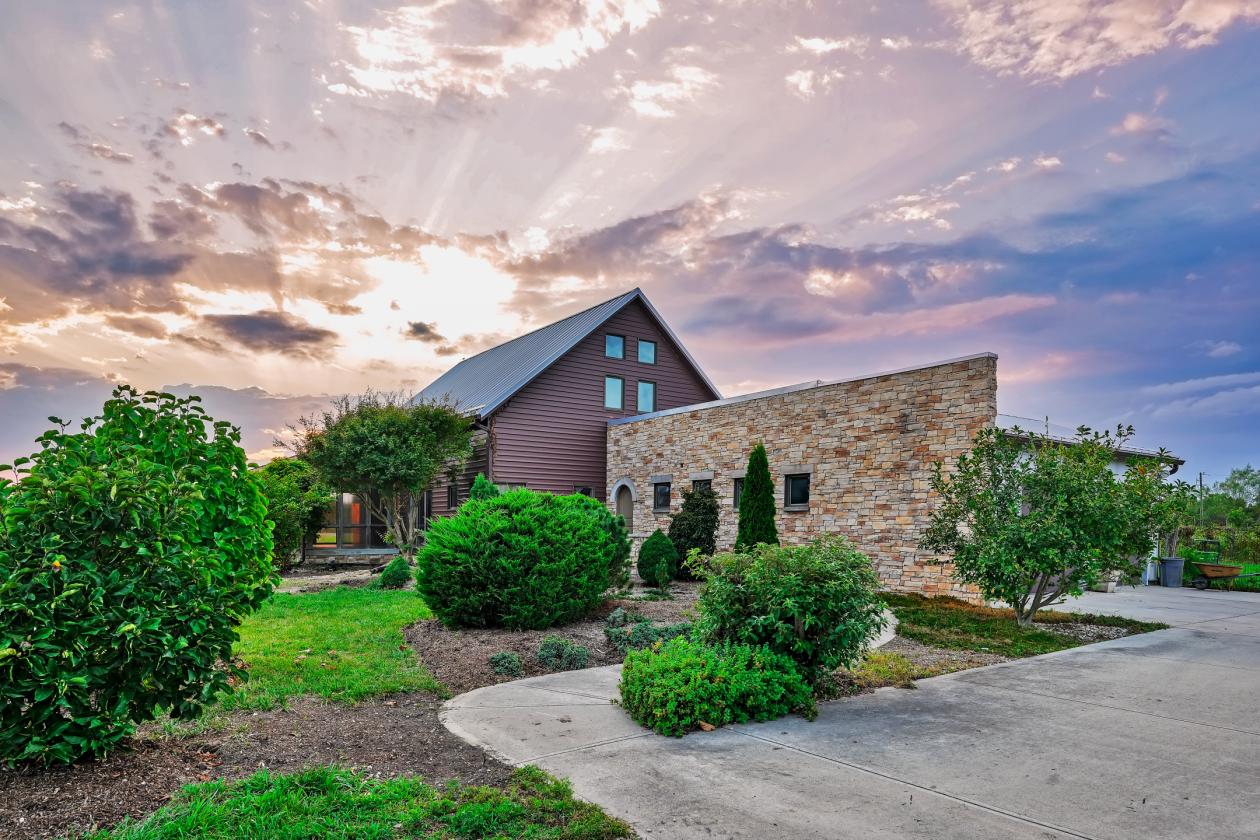 Horse-Ready 20-Acre Estate | Barn | Shop - photo 10