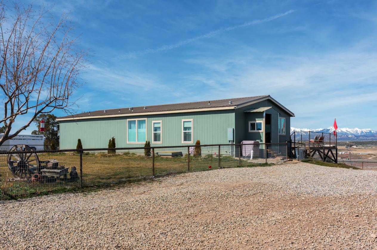 Beautiful All New Horse Property - photo 19