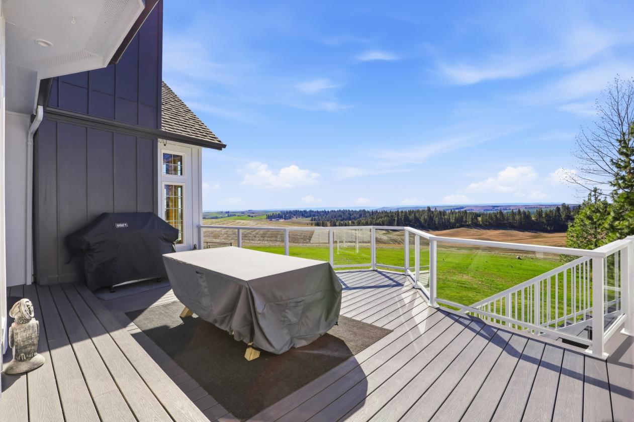 Luxury Home on 10 Acres with Equestrian Potential - photo 7