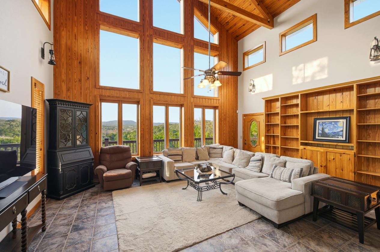 Luxury Equestrian Living on 29+ Acres with Views - photo 18
