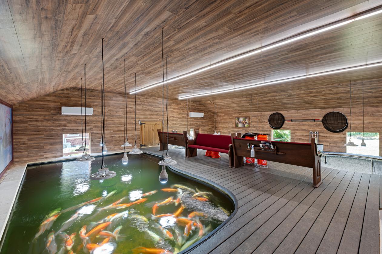 Barn Luxury Reimagined on 4.64 acres - photo 6