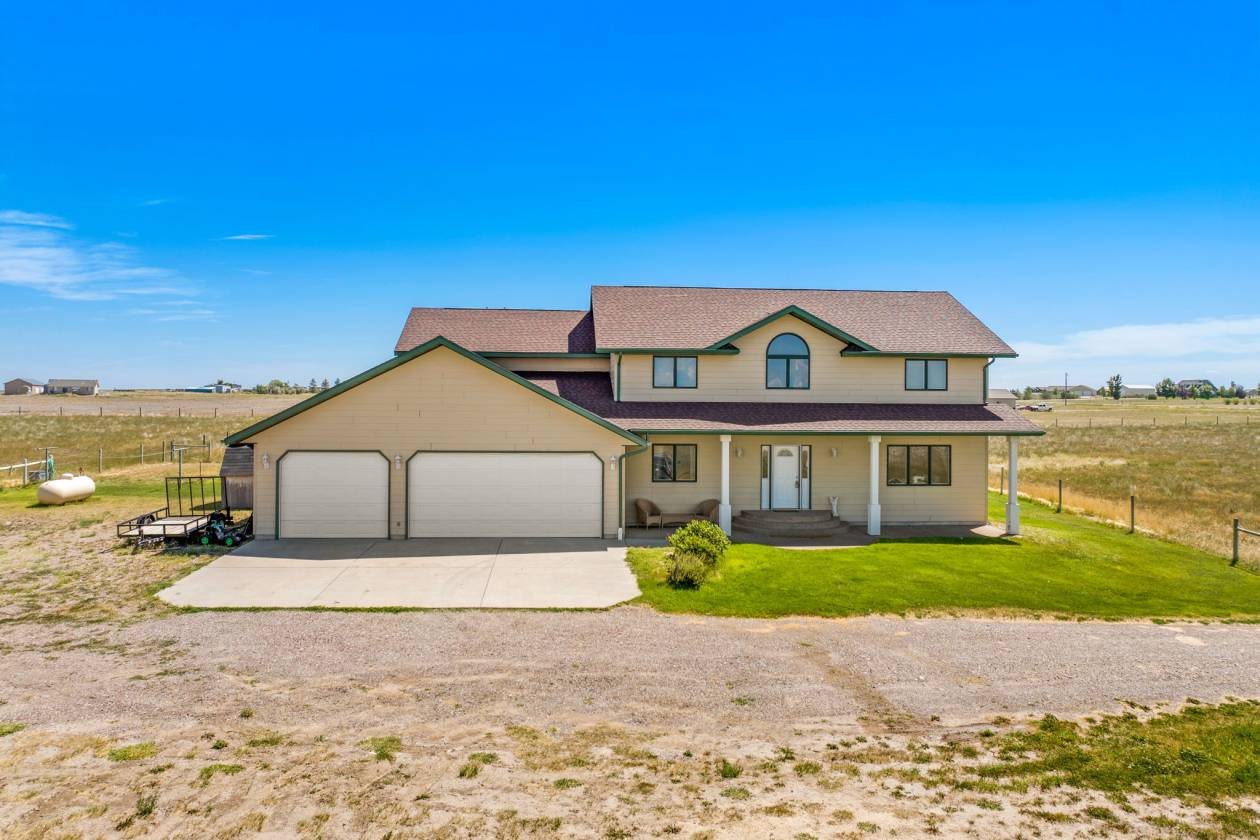 Horse Property for sale.