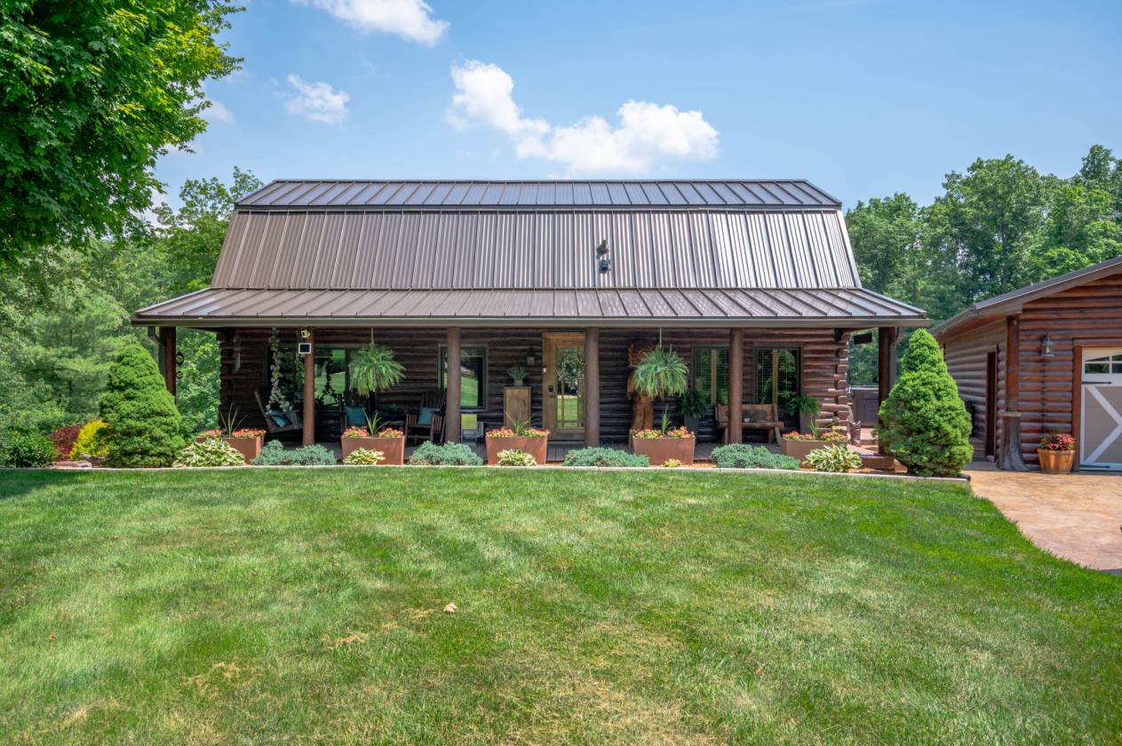 Extraordinary 30+ acre estate with log cabin home - photo 4