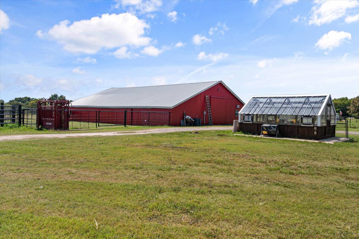 Gorgeous Farmhouse on 38+ Acres w/ Creek and Pond - photo 23
