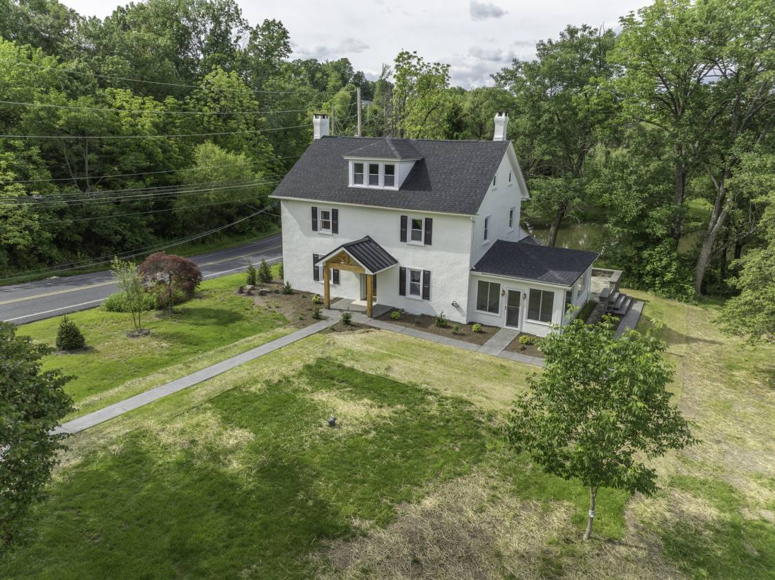 Horse Property for sale.