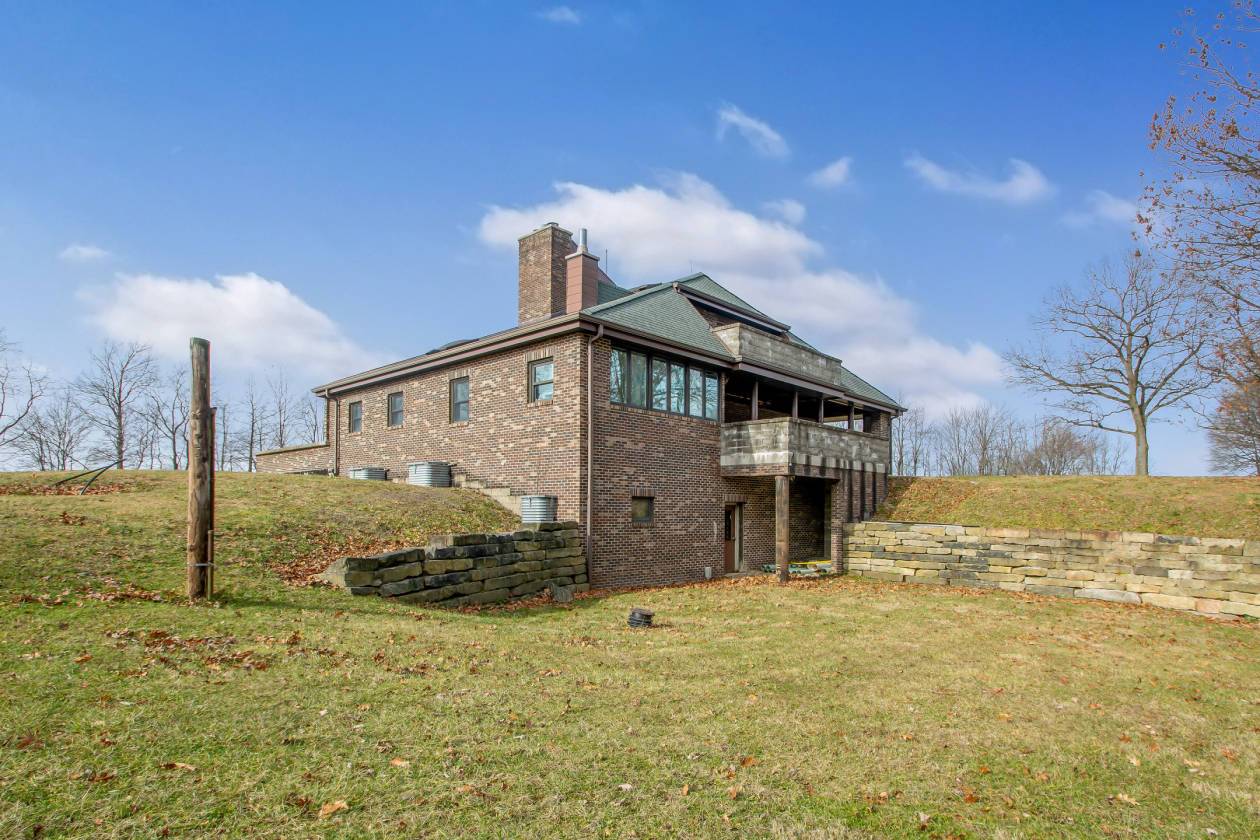 Grand, Rustic, Gated Estate Karns City, Butler County, Pennsylvania