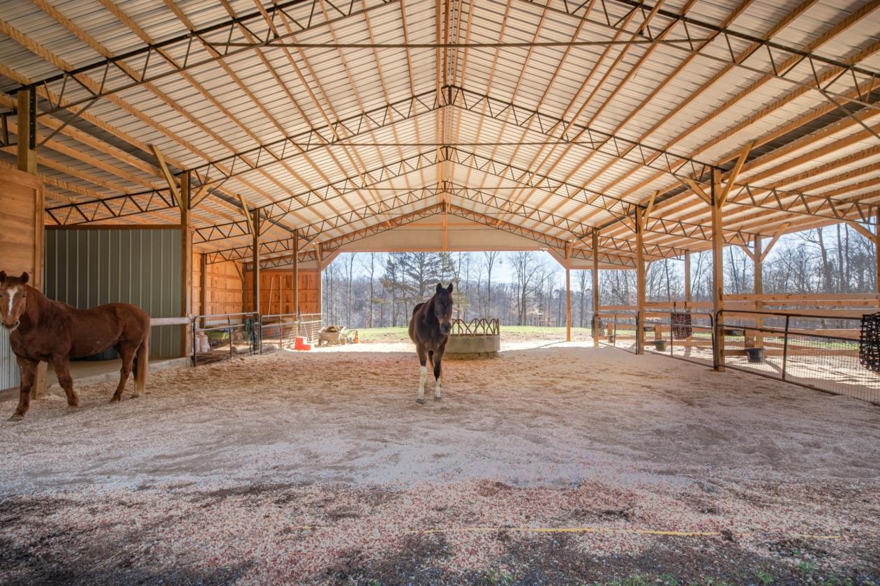 Creekside Equestrian Retreat on 19.3 acres - photo 6