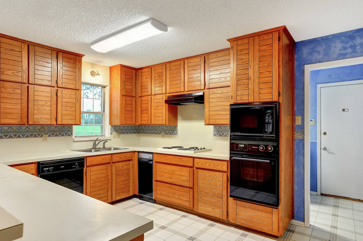 Secluded 14.95 acre horse property ideally located with easy access