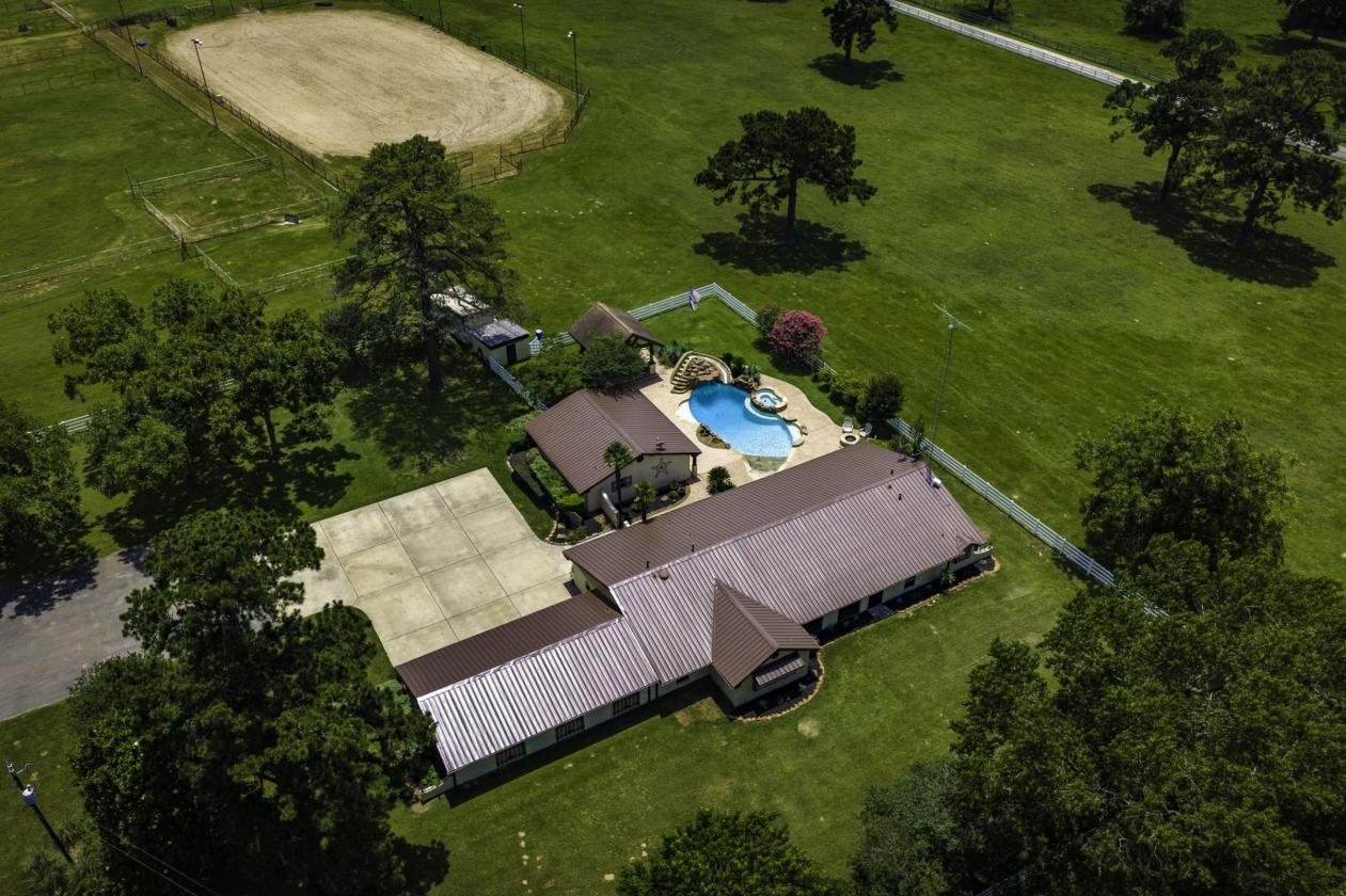35.14± Acres | Premier Horse Property with Covered - photo 28