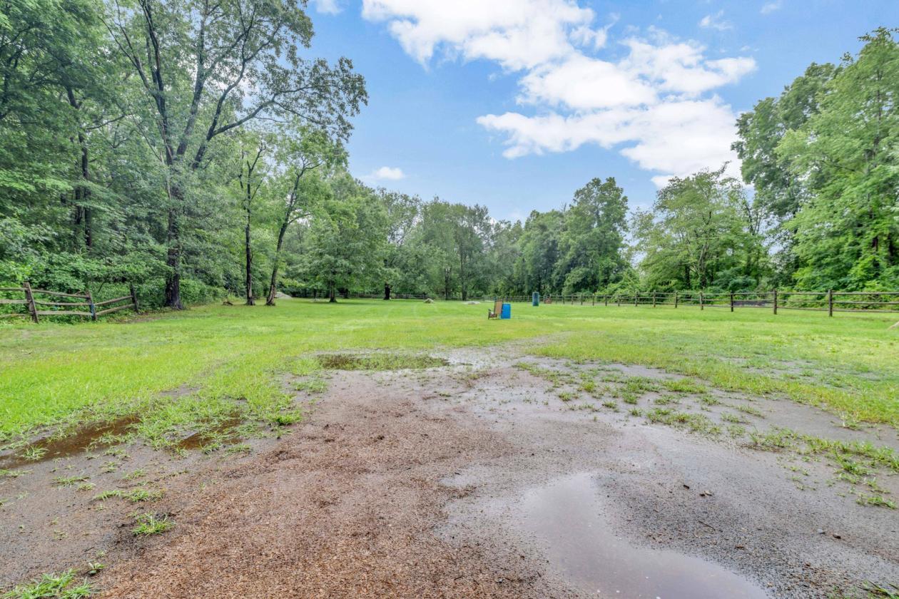 Serene 7.74 Acre Equestrian/Hobby Farm! - photo 26