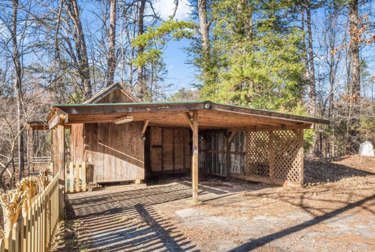 REDUCED! Private Horse Farm on CETA Trails - photo 18