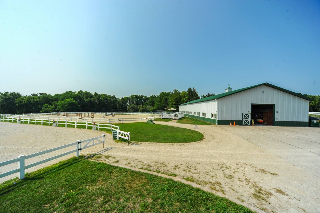 Prestigious, state of the art, producing equestrian facility