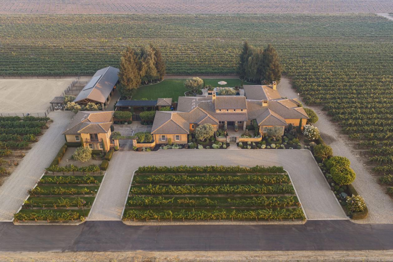 Luxury Equestrian Estate - photo 1