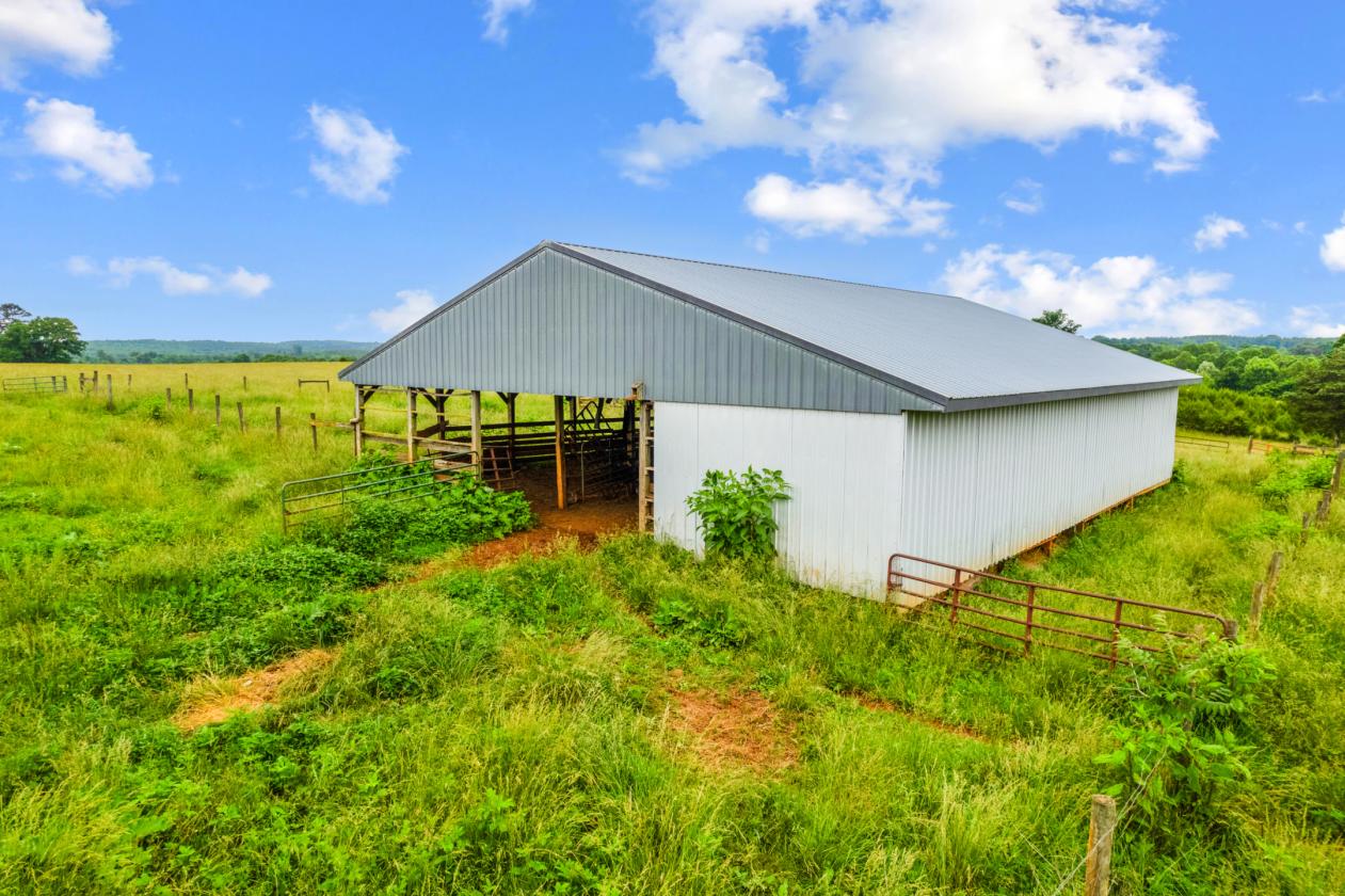Magnificent Property on 112 Acres - photo 14