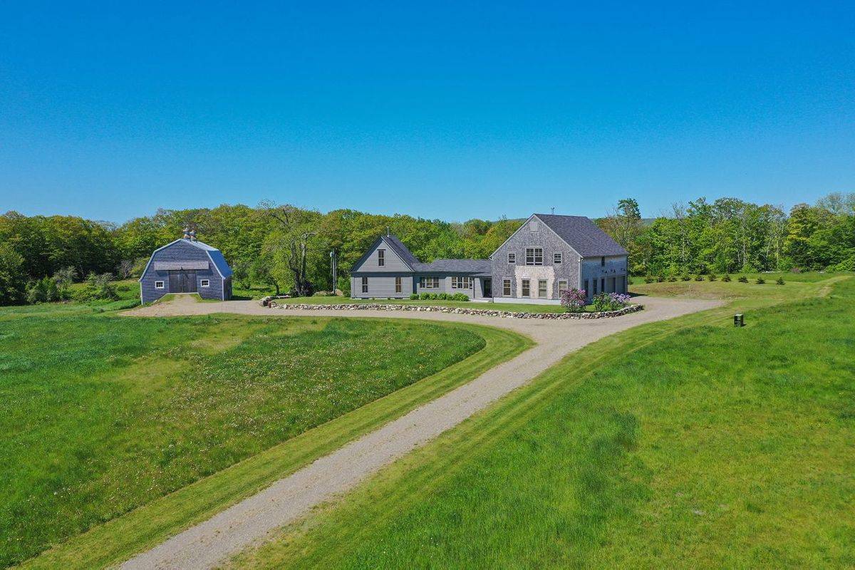 Equestrian estate for sale Lincolnville, Waldo County, Maine