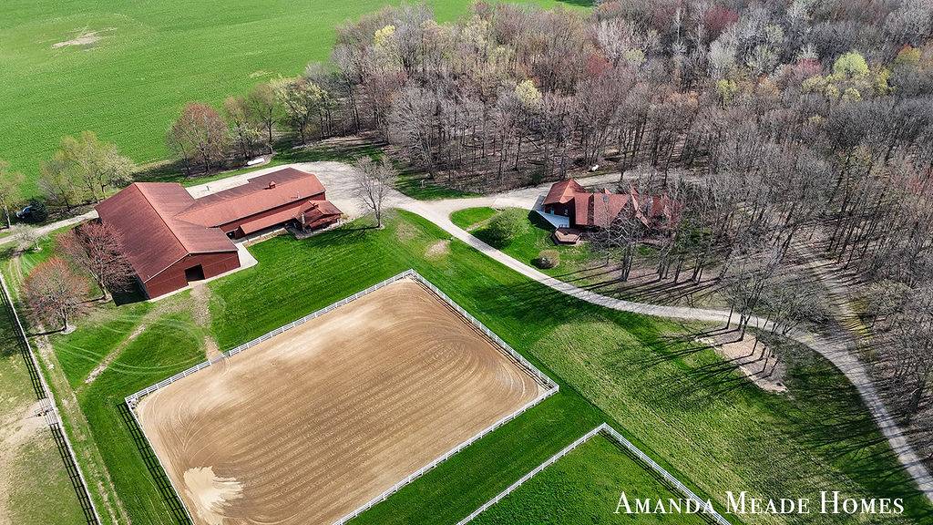 Horse Property for sale.