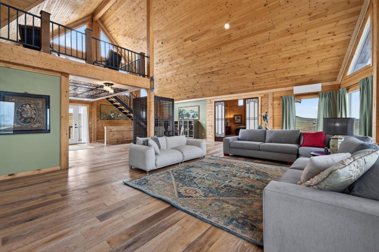 Unique Construction like no other in Wyoming! - photo 9