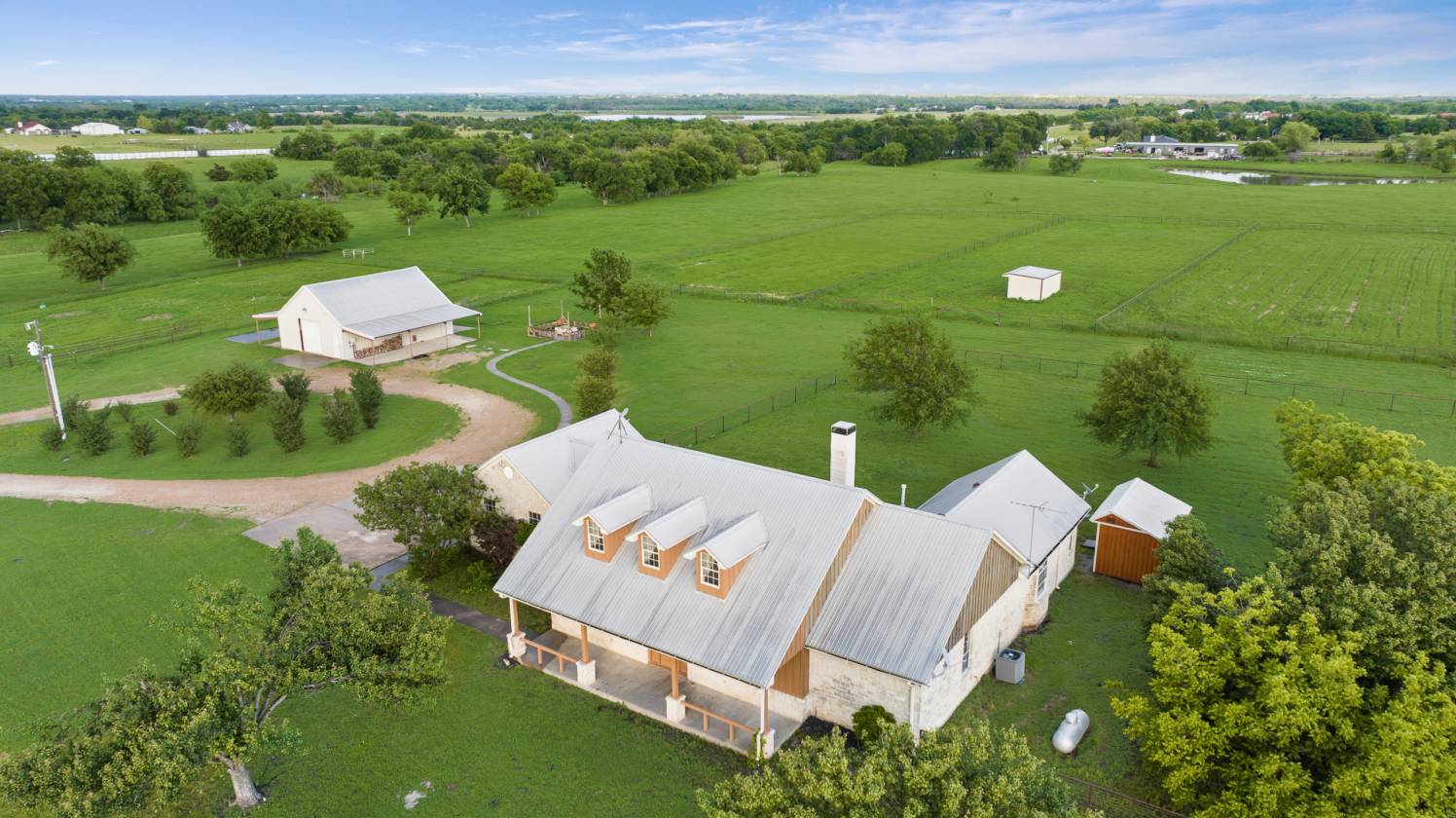Horse Property for sale.
