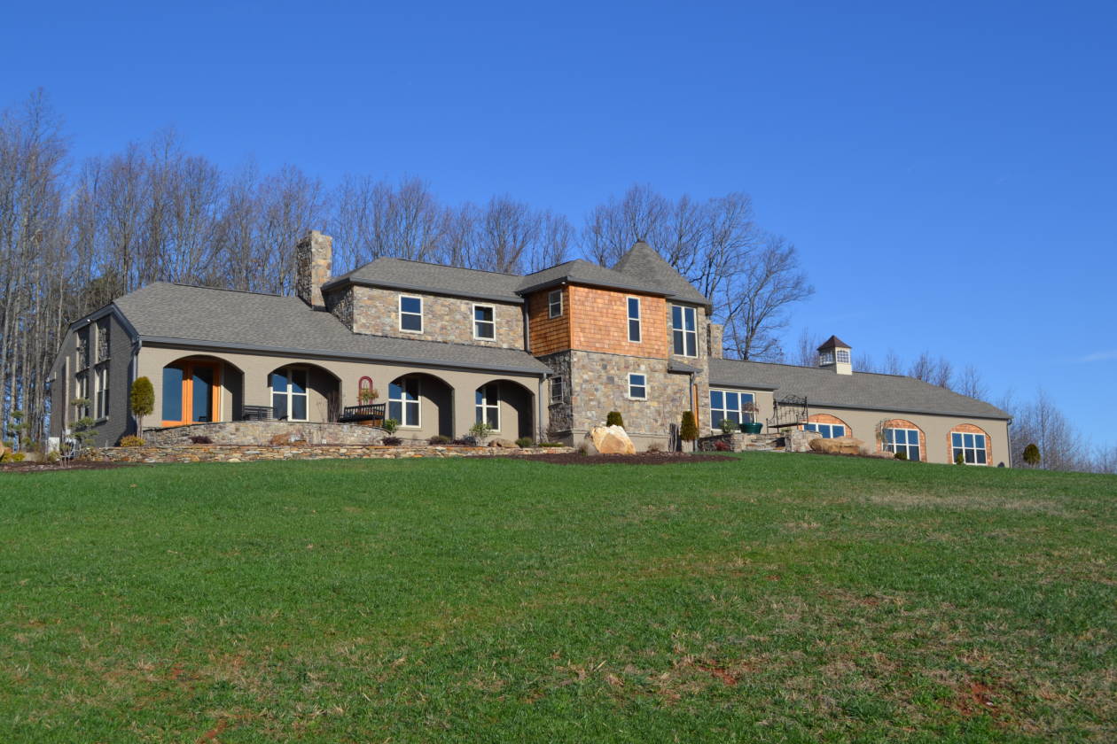 White Oak Mountain 12+ acres & completely renovated home in... Blairs