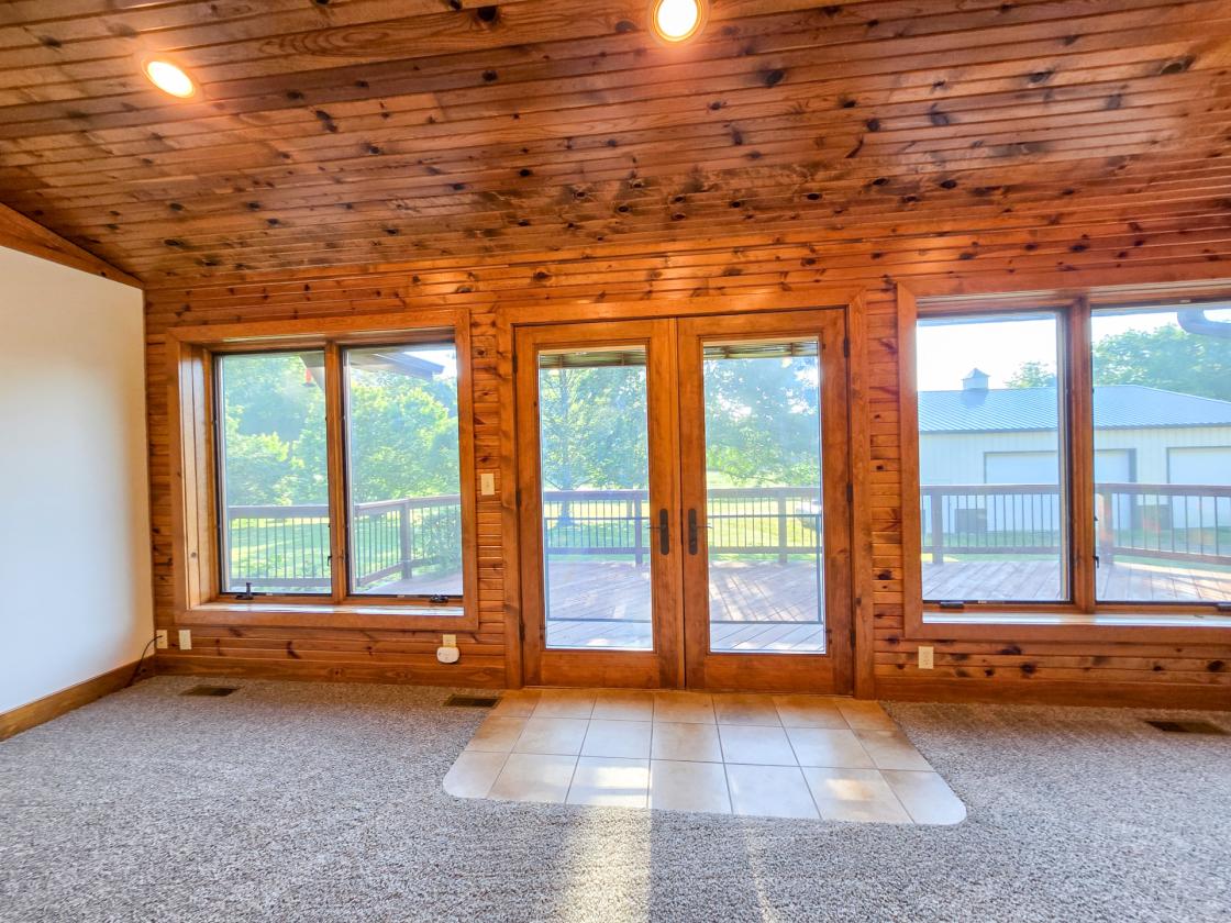 +/-174.7 ac with Log Home, Morton, and Horse Barn - photo 12