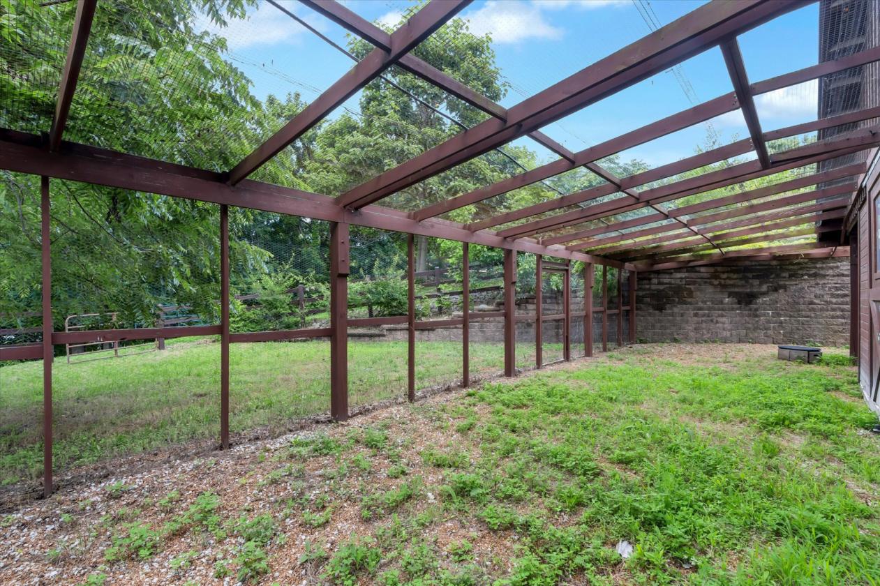 One-of-a-kind, GATED, EQUESTRIAN PROPERTY! - photo 13