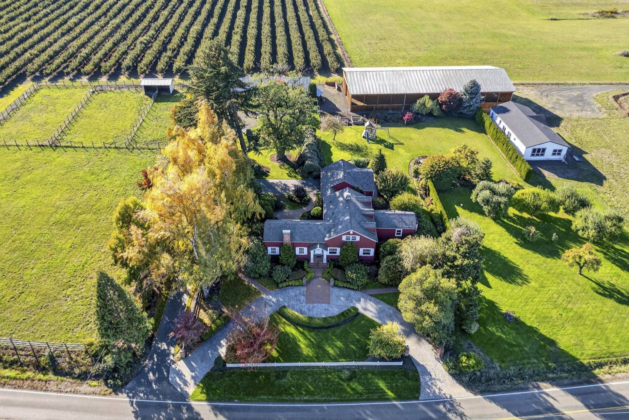 Horse Property for sale.