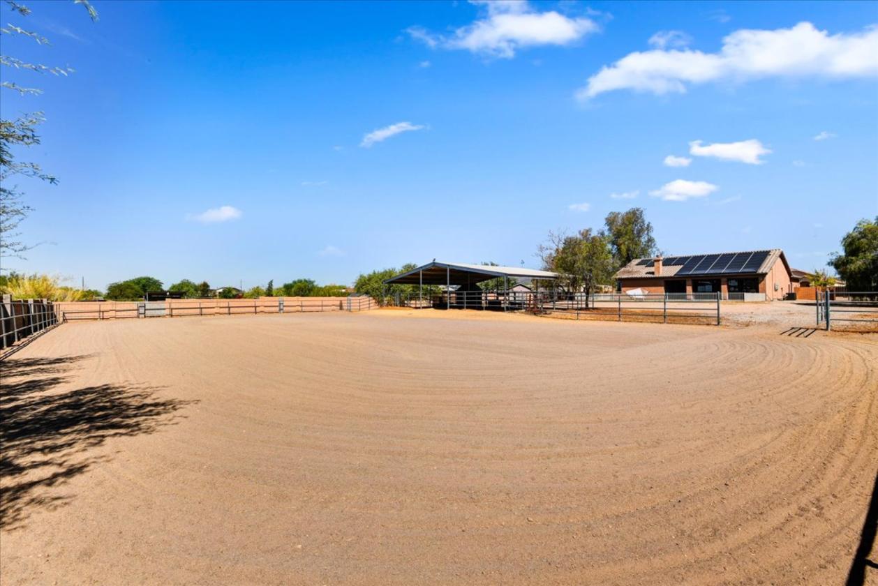 Desert Hills Horse Property on Over an Acre! - photo 25