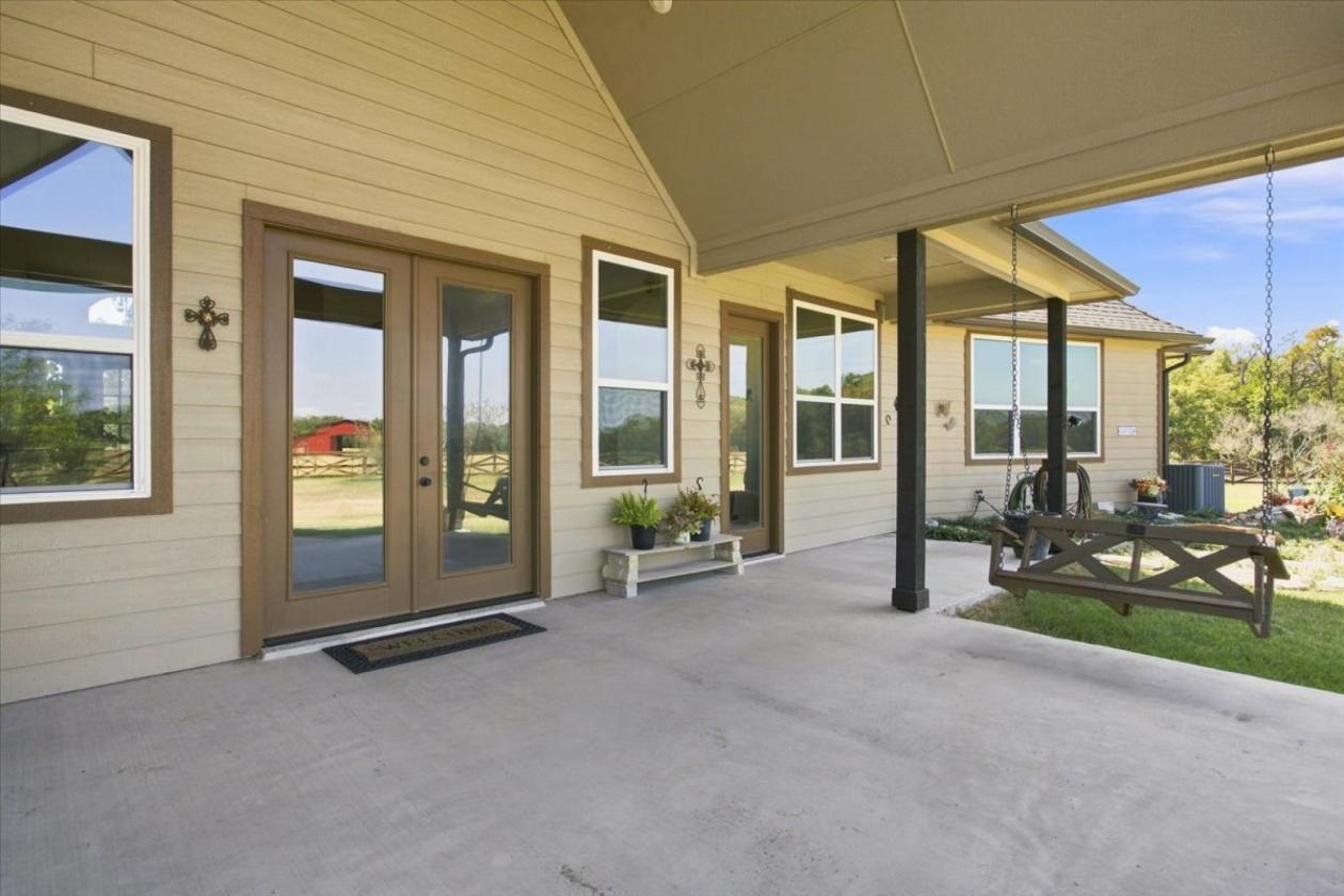 10 AC Horse Property, dual primary bedrooms - photo 21