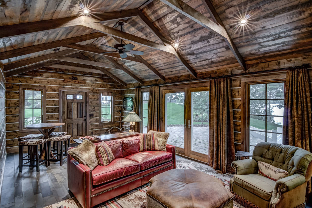 PRICE REDUCED!Luxury, ONEOFAKIND, estate!! 28+ acres on Beautiful