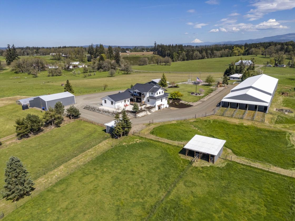 Equestrian & livestock property with 2 Homes - photo 30