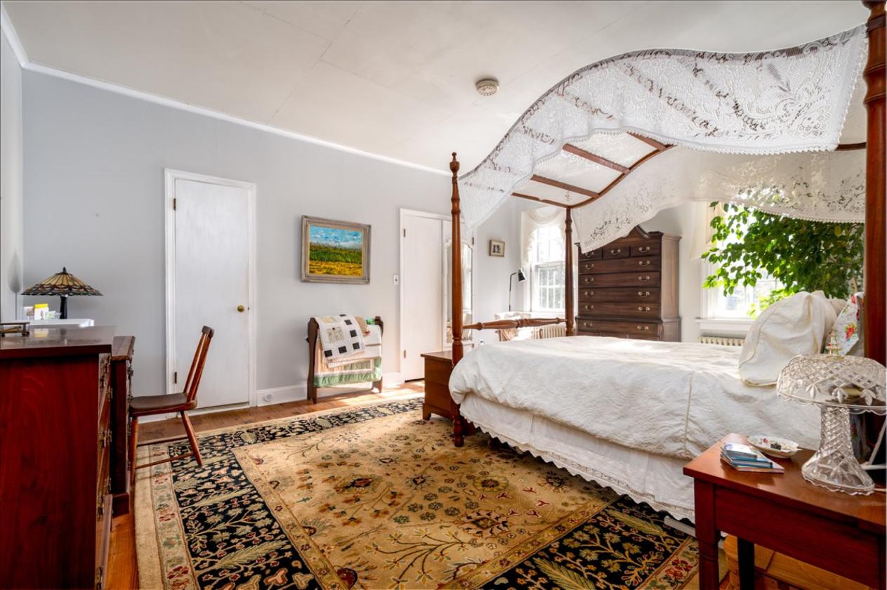 Historic Hobby Farm on 12.6 Acres - photo 24