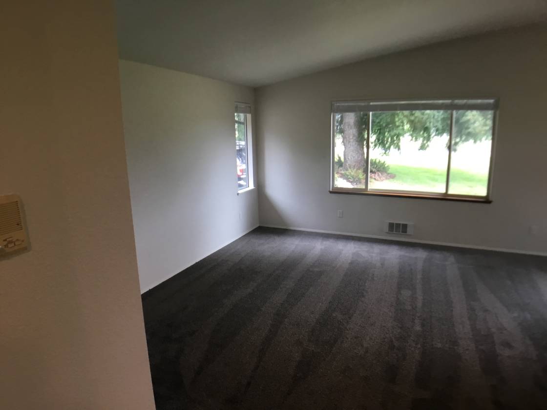 Shanghri La 12.6 Acre Horse Property One Hour Drive North... Stanwood