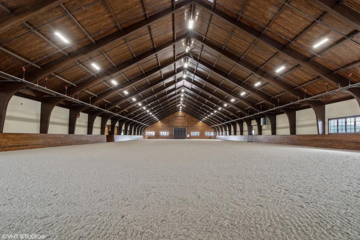 Luxury Equestrian Facility at Its Best - photo 9