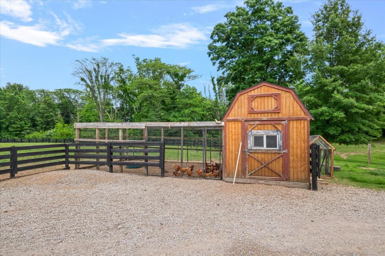 14.3 Acre Equestrian Estate | Indoor Arena | Ponds - photo 16