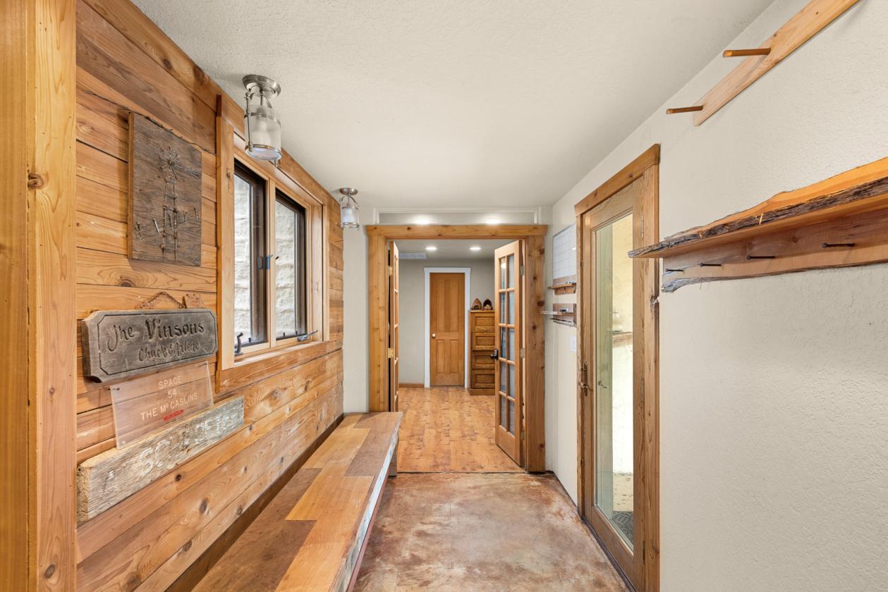 Income Producing Hill Country Retreat - photo 8