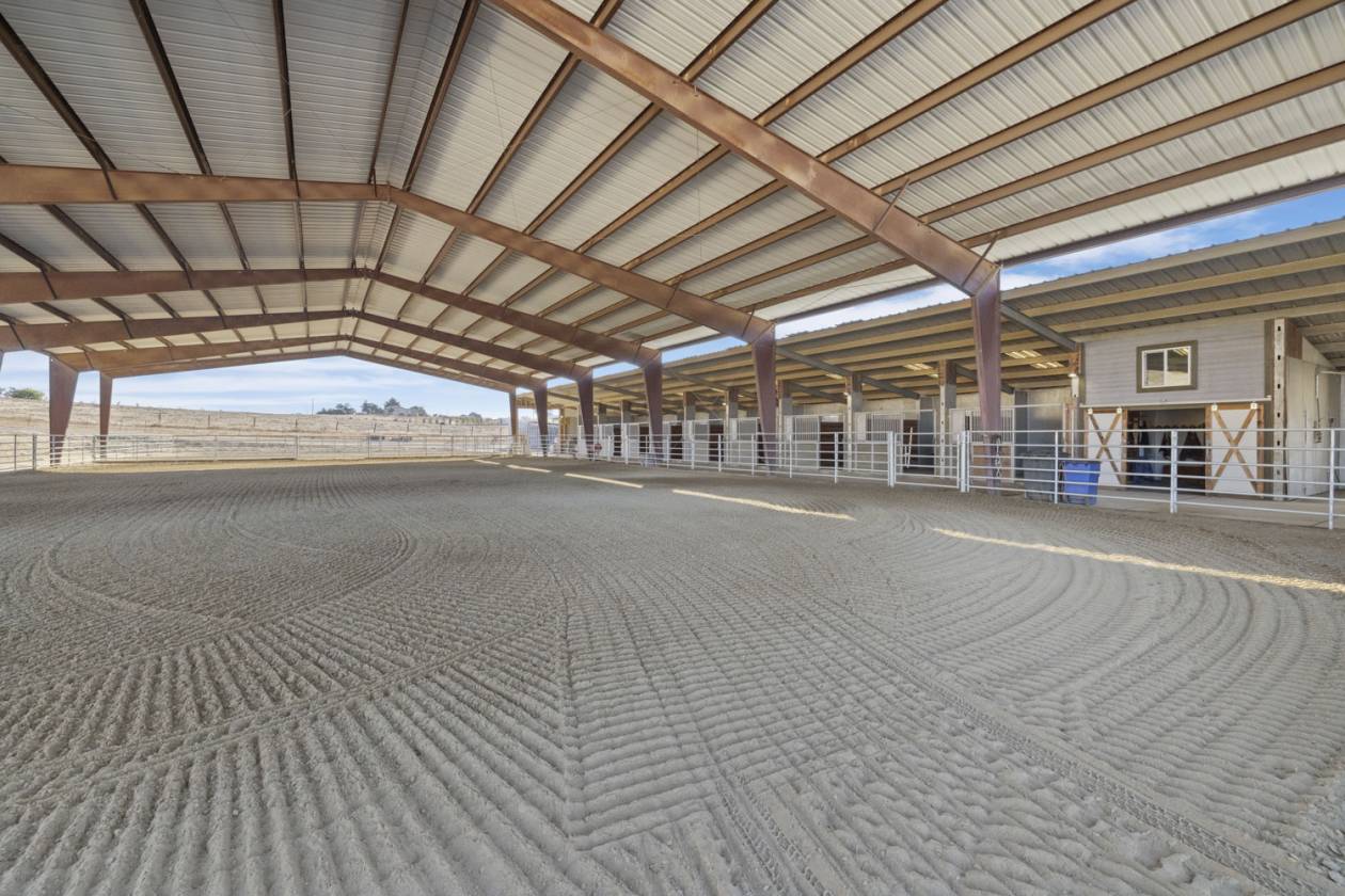 Horse Property for sale.