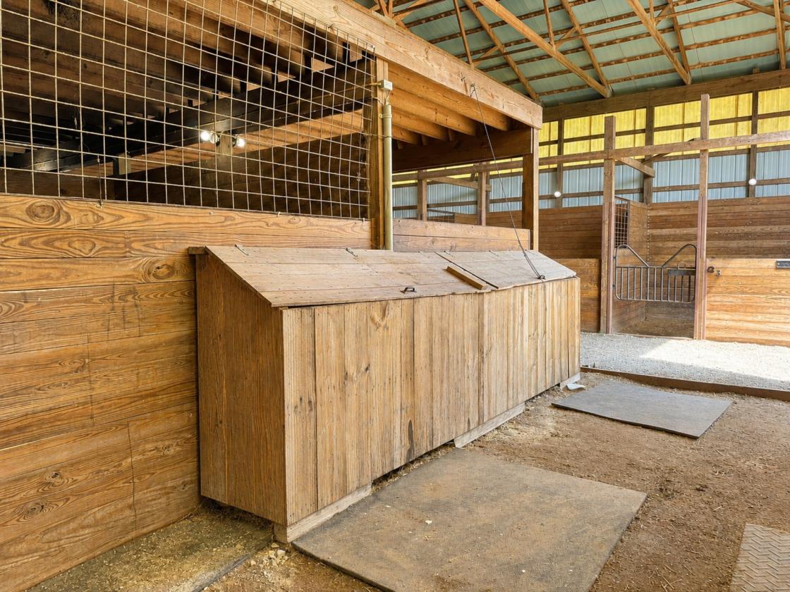 Horse Property: Boarding & Training Facility - photo 4