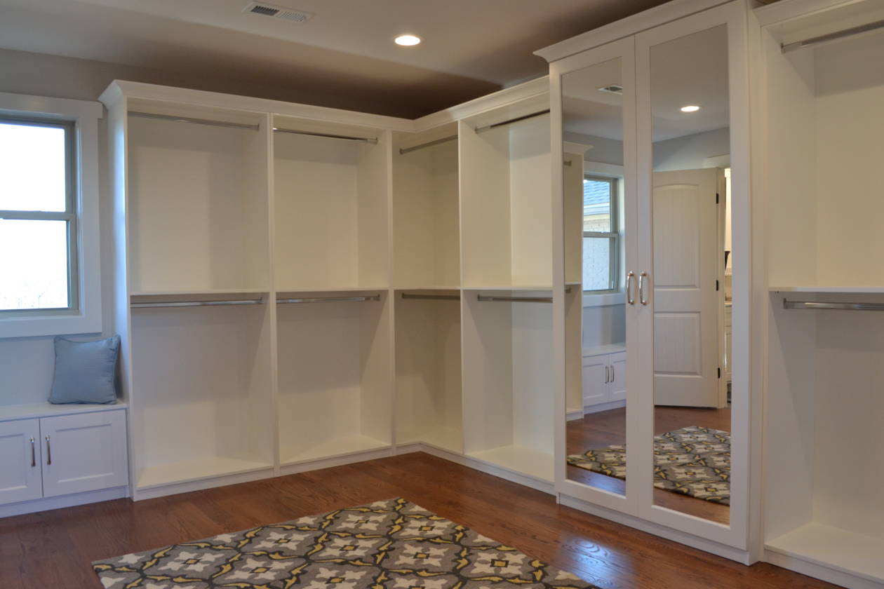 White Oak Mountain 12+ acres & completely renovated home in... Blairs