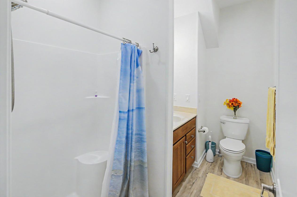 Spacious Home on 60 Acres - photo 27