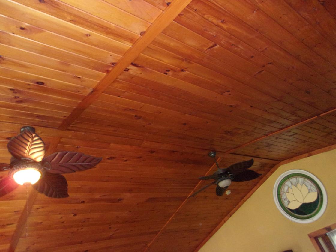 Log Home with 52 acres, barns, spectacular views - photo 26