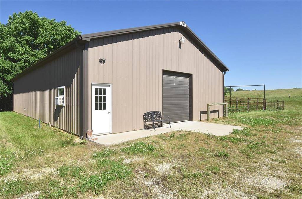 Horse Property with 60 acres Edgerton, Platte County, Missouri