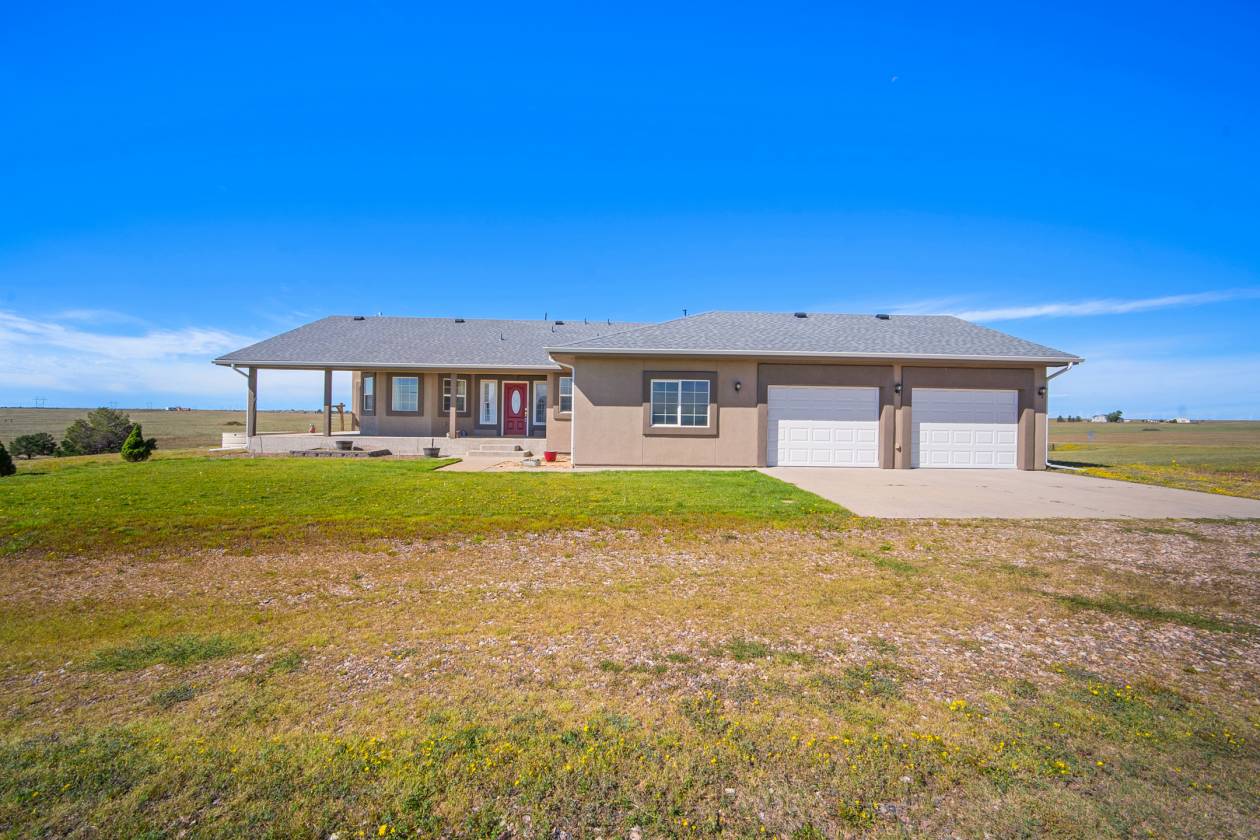 Horse Property for sale.