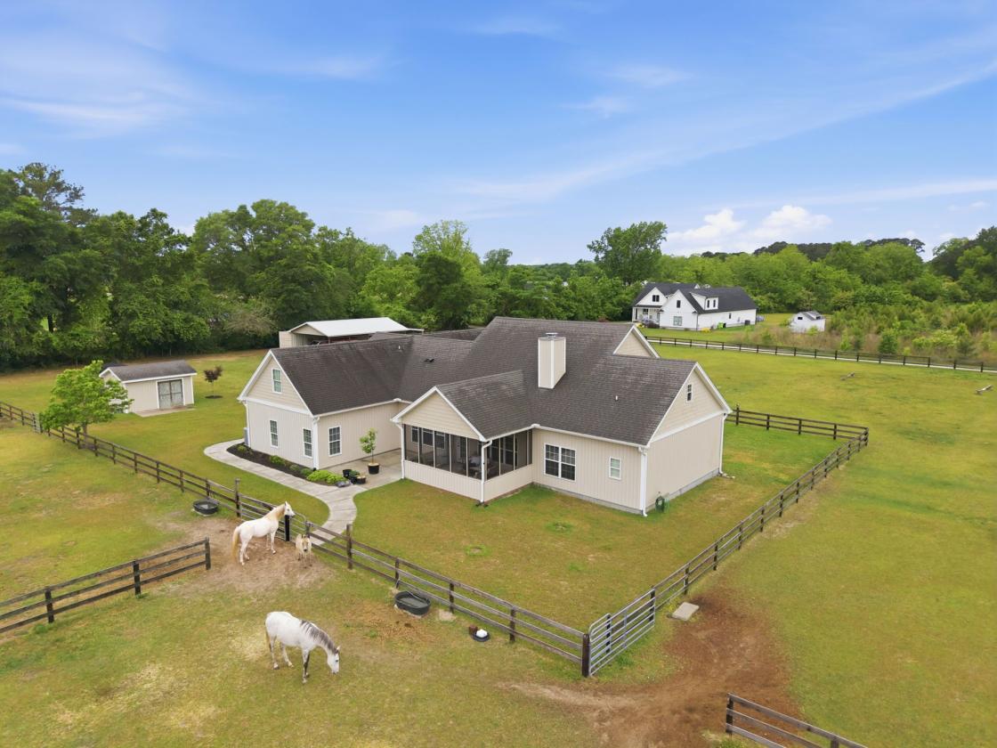 Exceptional & rare offering in New Hanover County - photo 1